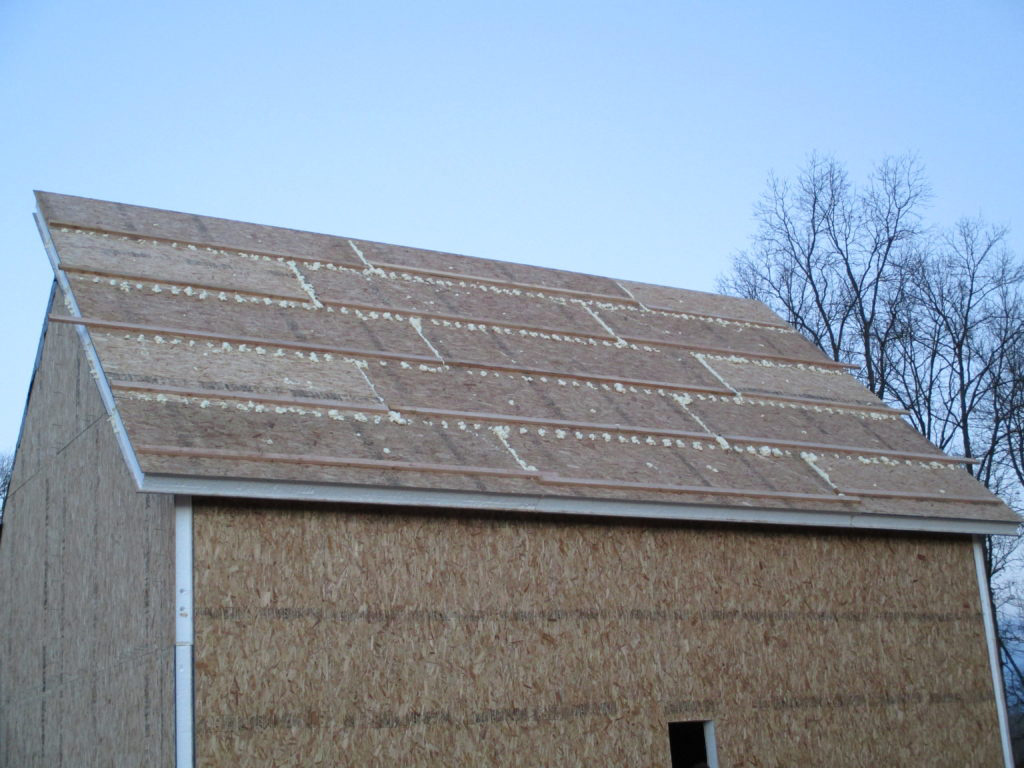 Foamed roof panels